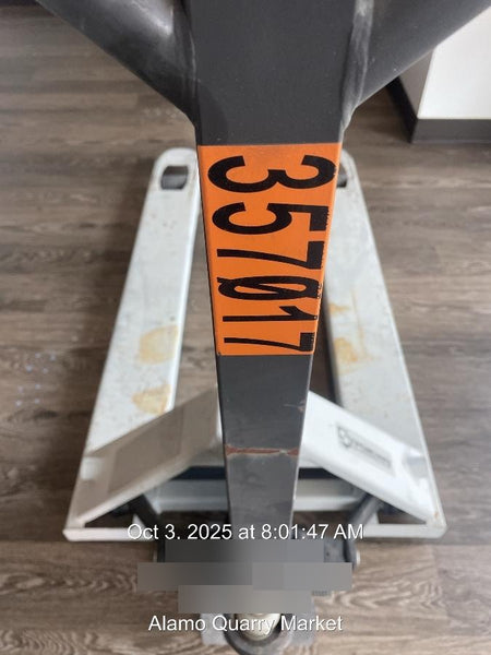 2023 STRONGWAY 4400 lb Pallet Jack