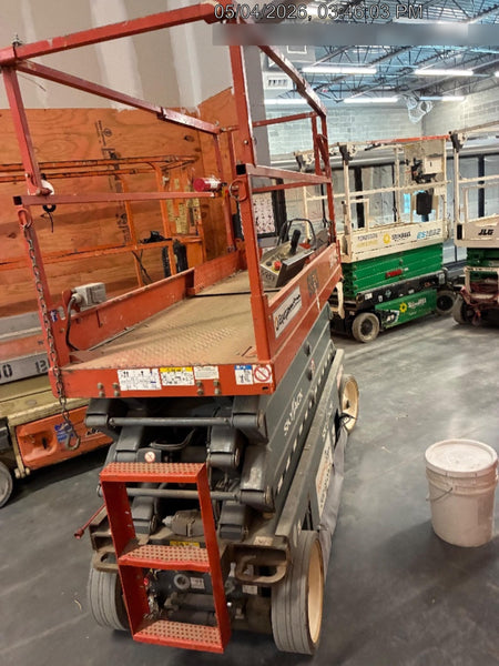 2018 Skyjack SJIII-3226 Skyjack SJIII3226 Scissor Lift w/Trojan Batteries