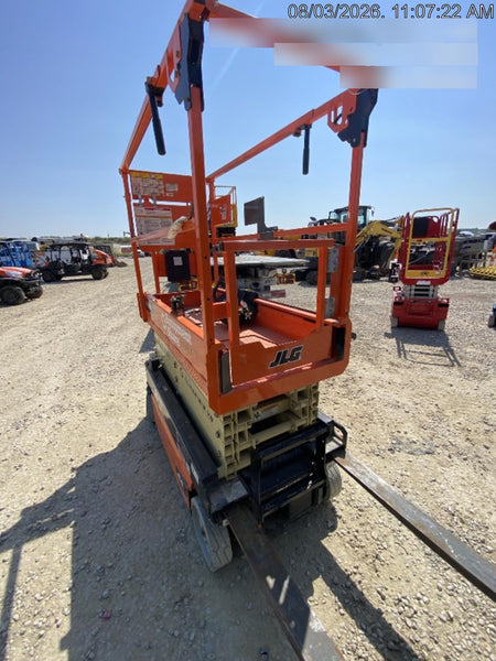 2025 JLG ES1932