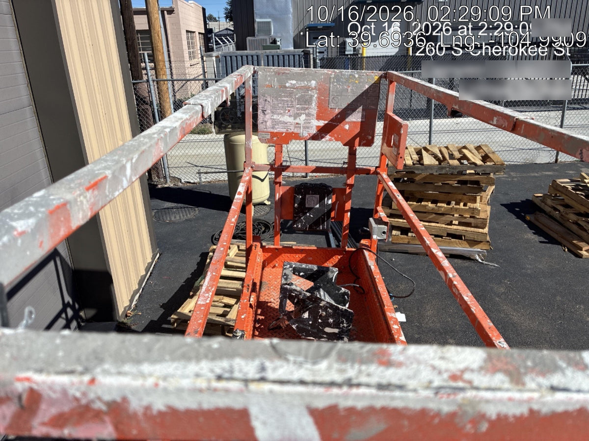 2023 JLG ES2632