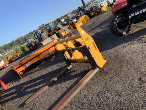 2020 JOHN DEERE 96" Loader Fork Carriage - John Deere