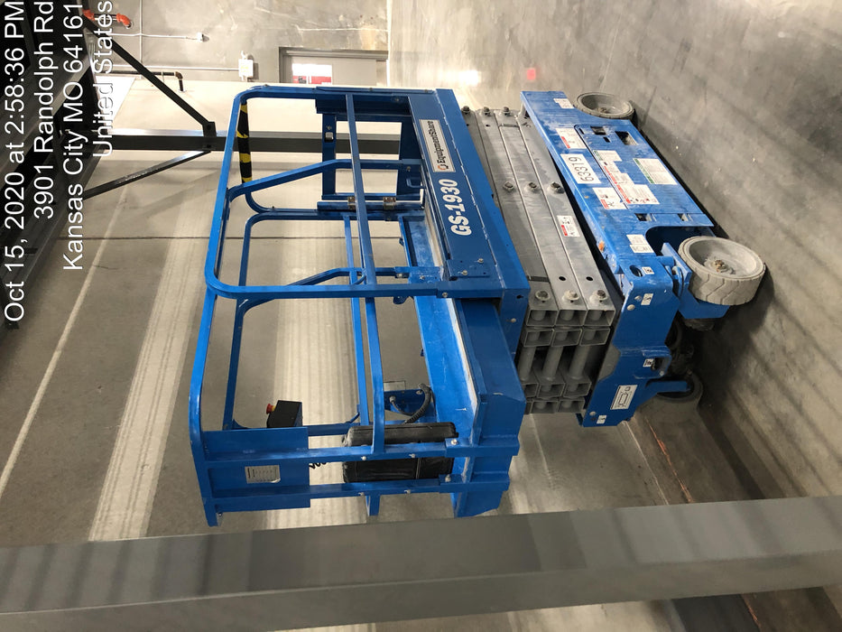 2020 Genie GS-1930 Solid Non Marking Tires, Beacon, Folding rails with half height swing gate