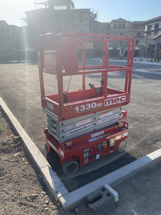 2020 MEC 1330SE Solid NM Tires, Steel Swing out Doors, LCS, Beacon, 900W Invertor