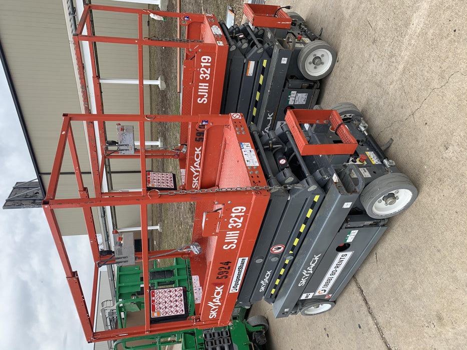 2017 Skyjack SJIII-3219 Skyjack SJ3219 w/Trojan Battery Set, Extended Warranty 5yr/5k hr