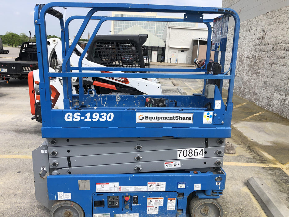 2020 Genie GS-1930 Fixed rails with chain entry gate - Pre A92.20