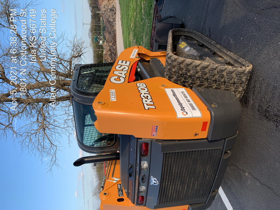2021 CASE TR310B