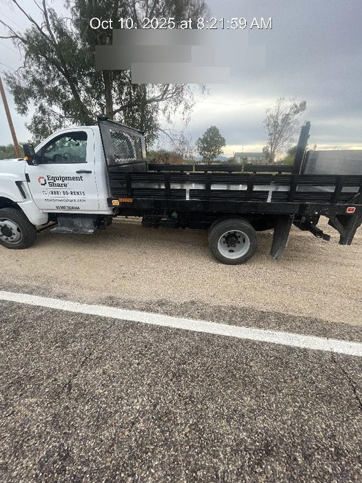 2023 CHEVROLET C5500 Stake Bed - Rental