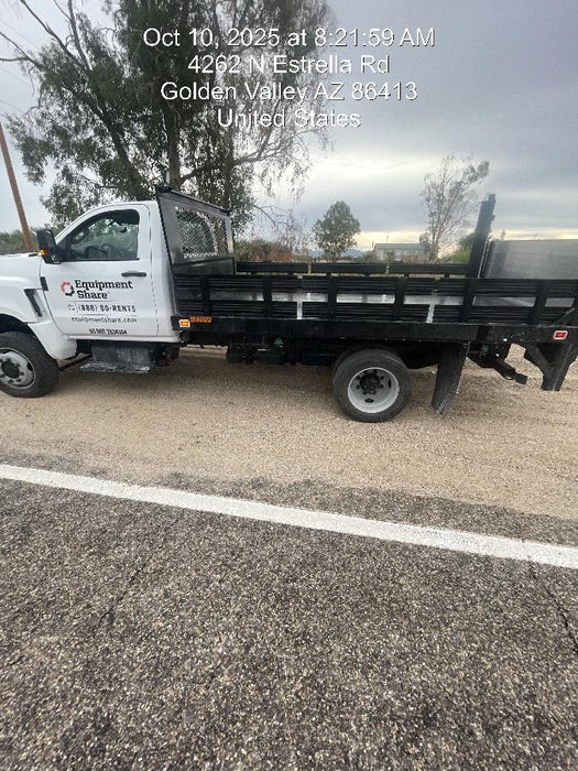 2023 CHEVROLET C5500 Stake Bed - Rental