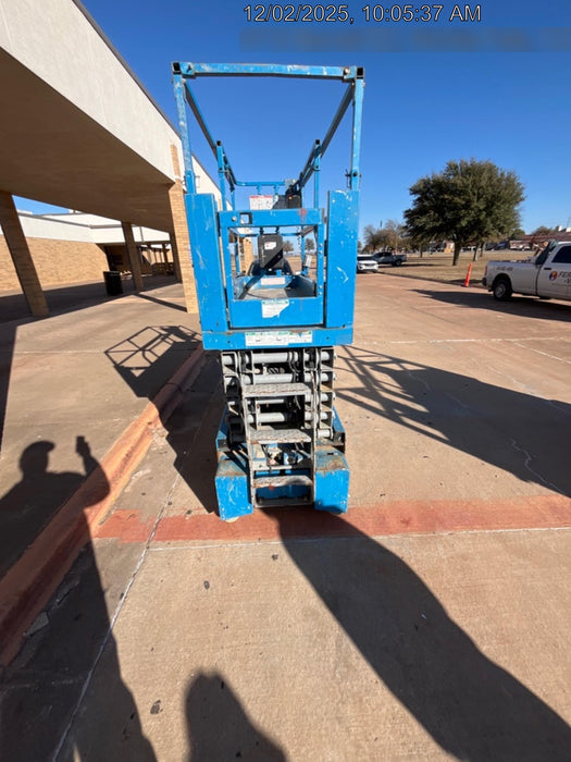 2018 Genie GS-3232 Genie GS3232 Lift w/Folding Rails and Swing Gate