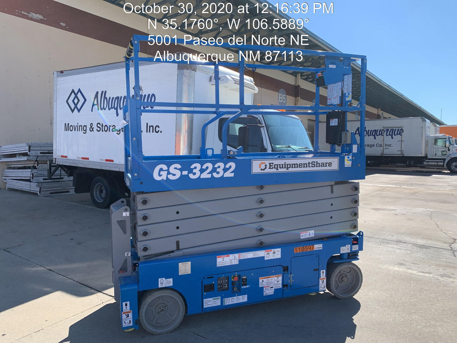 2020 Genie GS-3232 Standard, Folding half height swing gate