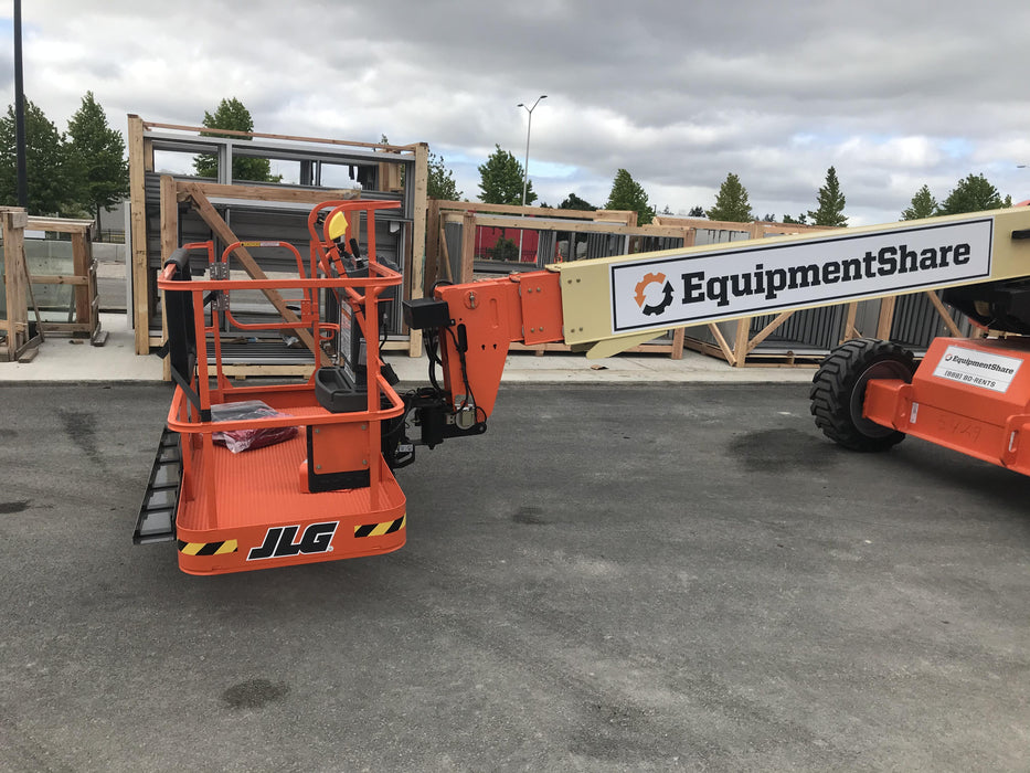 2020 JLG 600S