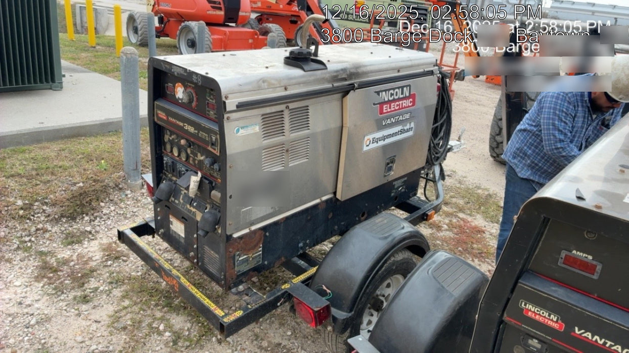 2019 Lincoln Electric Vantage 322 Welder Ready-Pak 3, Two wheel trailer, Fender and Light kit, Cable Rack