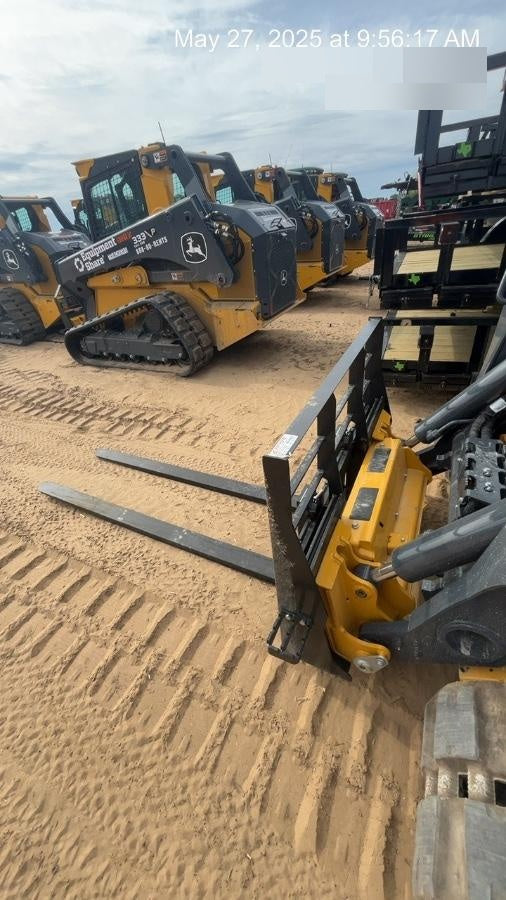 2025 ARROW MATERIAL HANDLING F5100CB - 72"