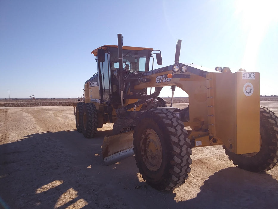 2019 JOHN DEERE 672G