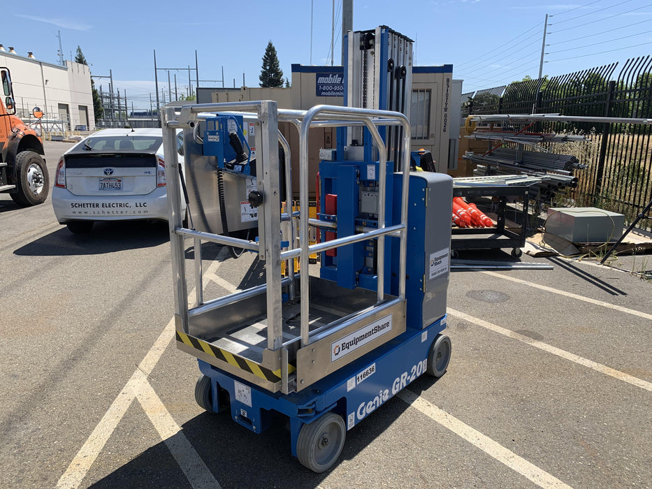 2020 GENIE GR-20
