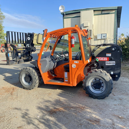 2022 JLG G5-18A
