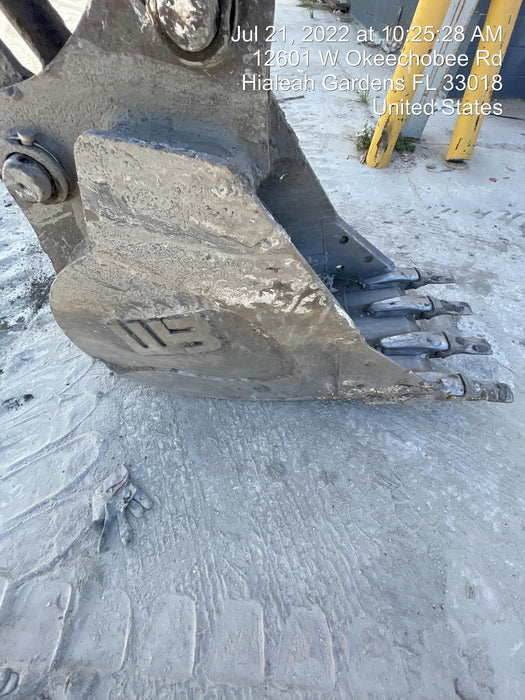 2014 WERK-BRAU 24" Bucket, 25k-35k Excavator - Werk-Brau