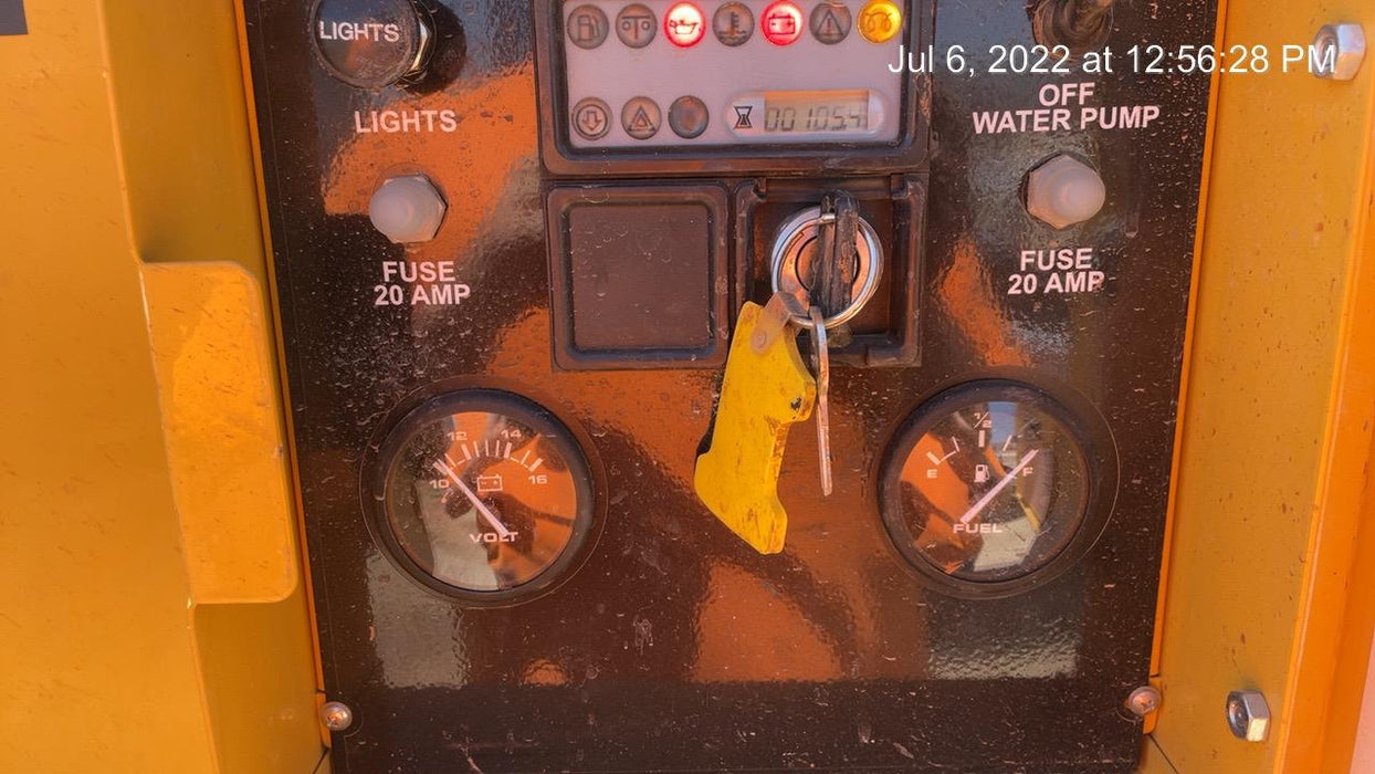 2021 Vac-Tron LP573XDT T4 Koehler Diesel Engine, 500 Gallon Debris Tank, x2 100 Gallon Water Tanks