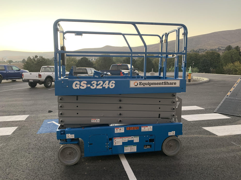 2020 GENIE GS-3246