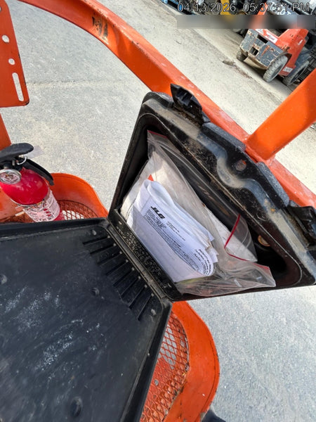 2019 JLG E300AJP