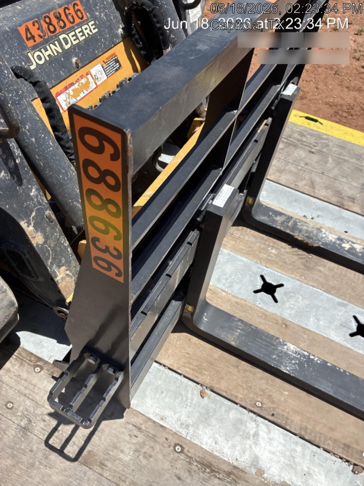 2026 ARROW MATERIAL HANDLING 72" Pallet Forks - Arrow