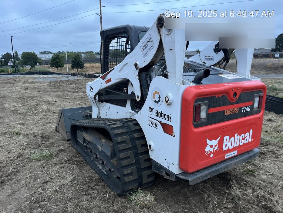 2021 BOBCAT T740