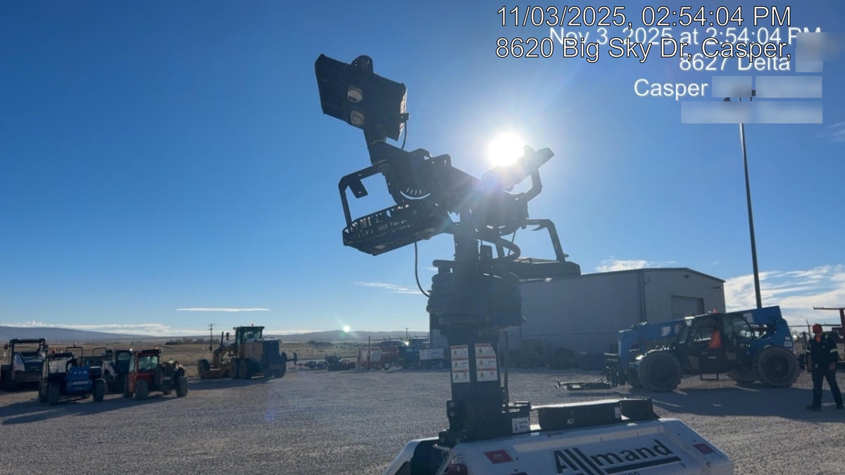 Allmand Bros. Night-Lite Pro II Allmand Night-Lite Pro II Allmand Night-Lite Pro II 8 kW Light Tower w/Kubota Engine, LED Light Package