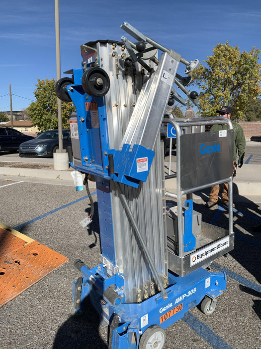2020 GENIE AWP-30S