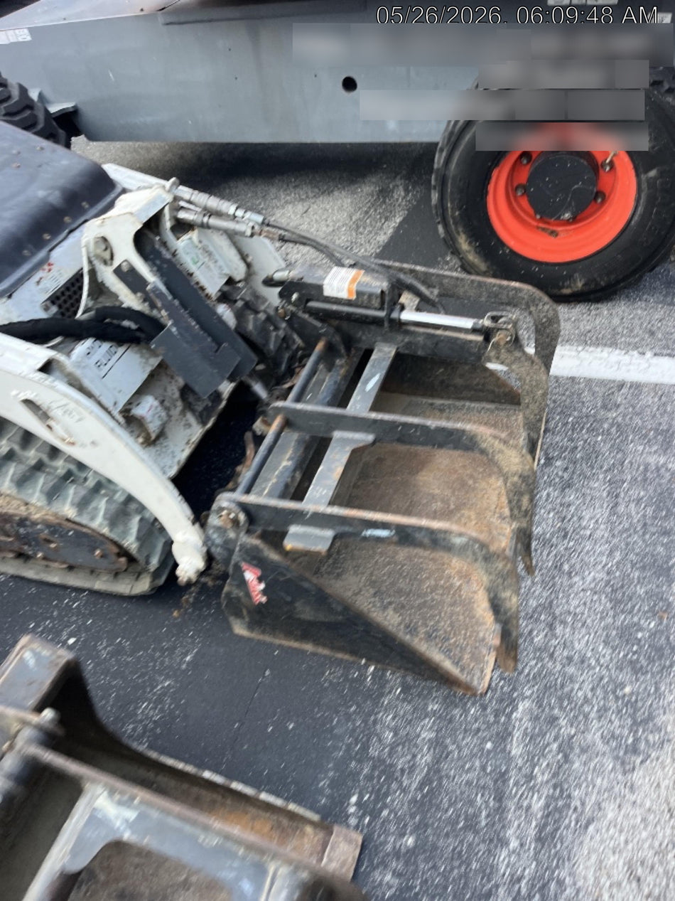 2023 ARROW MATERIAL HANDLING Grapple Bucket - Arrow