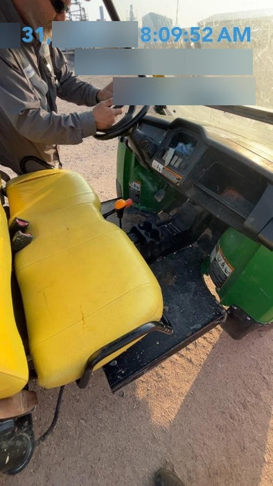 2020 John Deere 815E 2S 2 - 3 Seat UTV, DSL, 4WD, Canopy, Standard Rental Spec