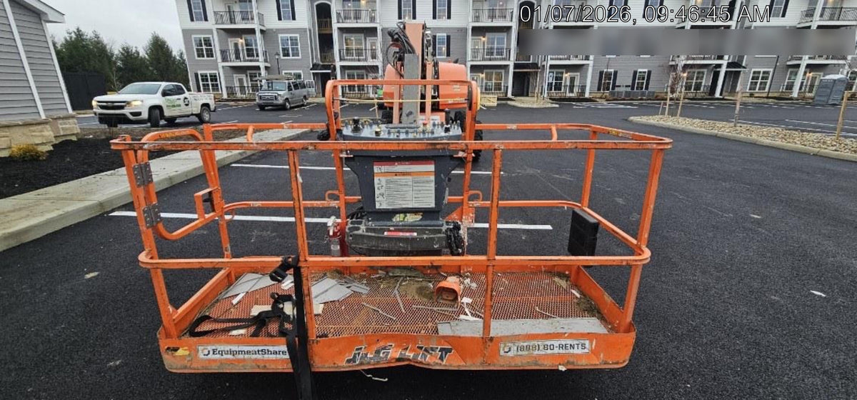 2021 JLG 660SJ