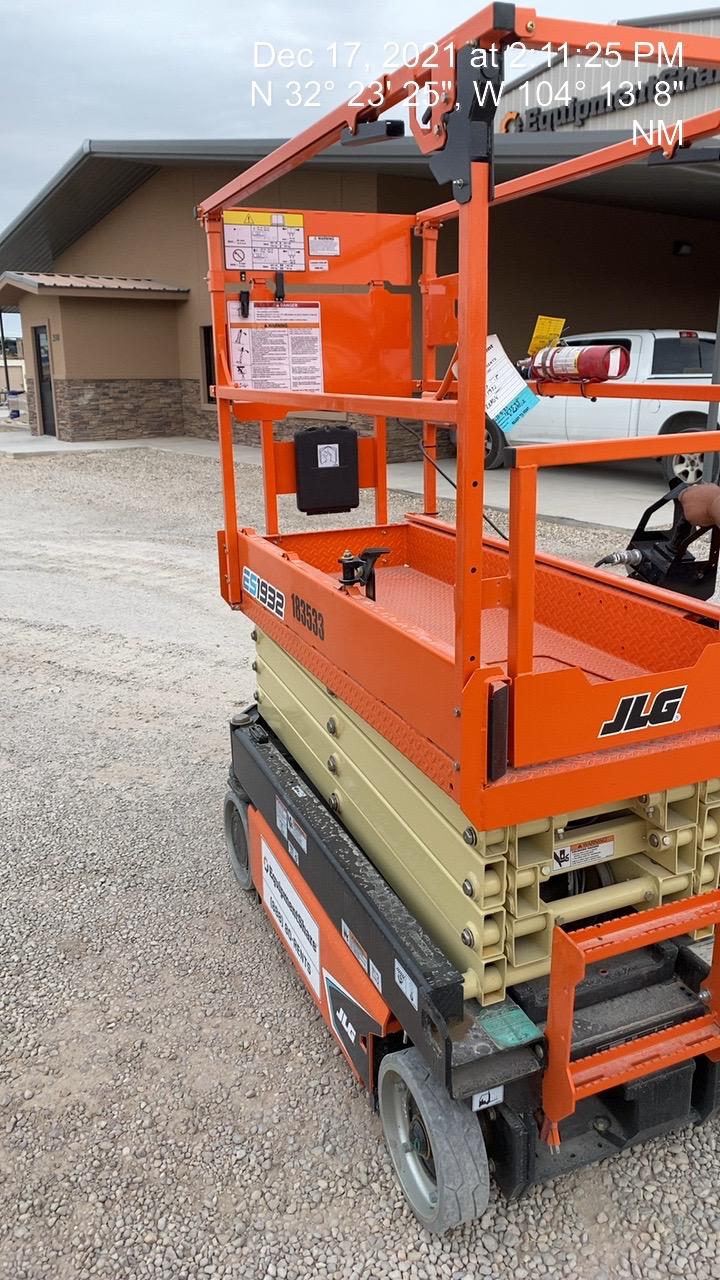 2021 JLG ES1932