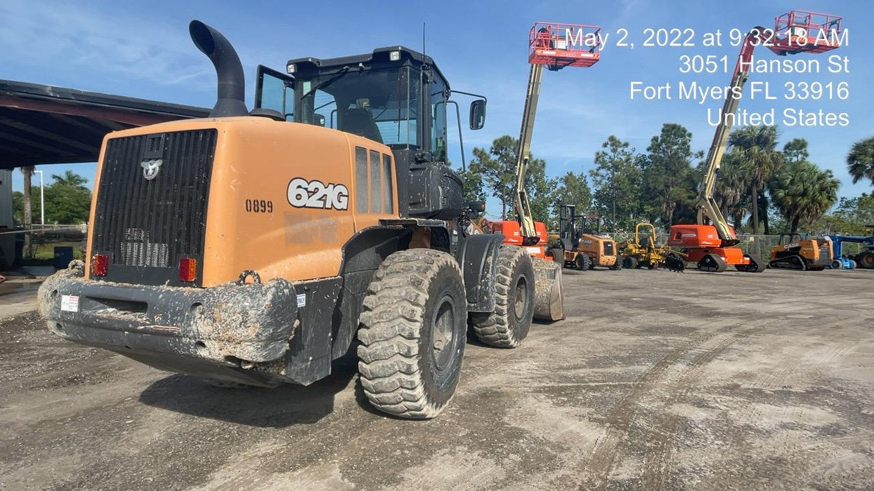 2018 Case 621G CLOSED CAB, 1 FUNCTION, JRB 416 STYLE HYD COUPLER