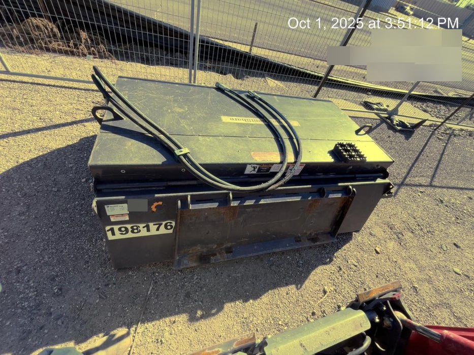 2021 PALADIN Sweepster SB72