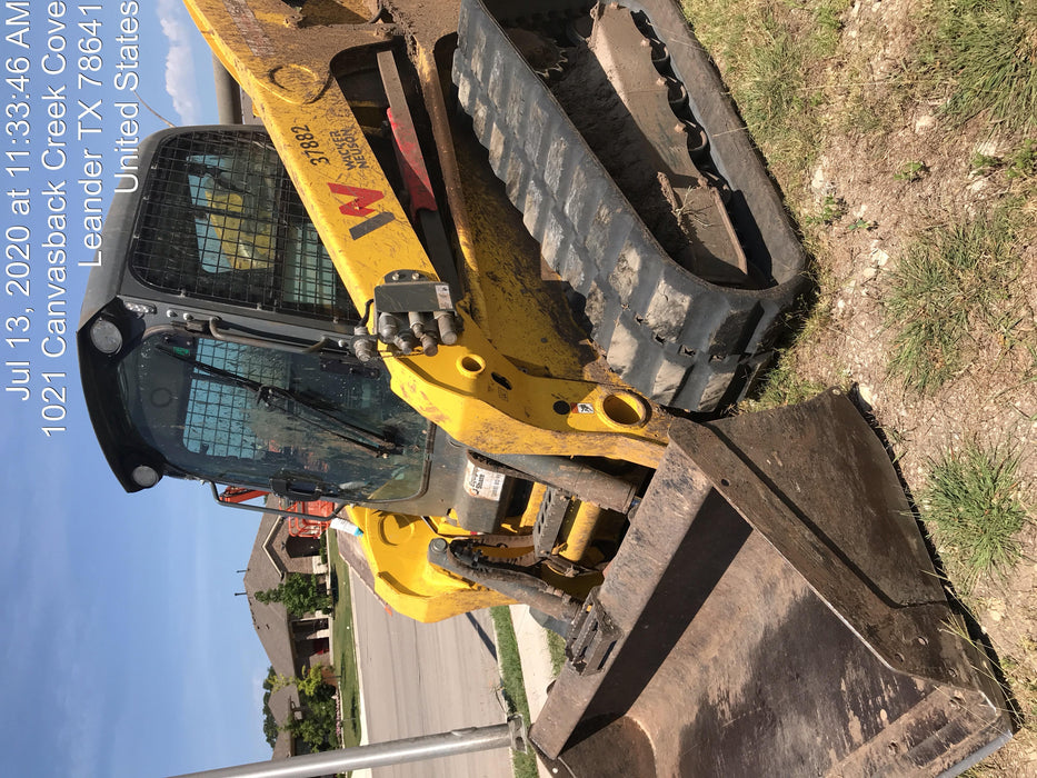 Wacker Neuson ST45 14-Pin Attachment Control T3 Bucket Leveling, Ride Control, CAB/Heat, A/C, Cyclonic Engine Pre-Cleaner, Block Heater (110v) T4F, Counter Weights, Dual Beam Work Lights,  Radio, Back-Up Camera, Zero-Drift Hydraulic Valve, Foot Throttle, 4 Way Flasher Kit, Scavenger Air Cleane, Synthetic Hydraulic Oil, High Flow LF	Hydraulic Coupler SSL/CTL