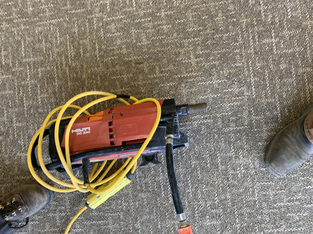 2020 HILTI DD250E