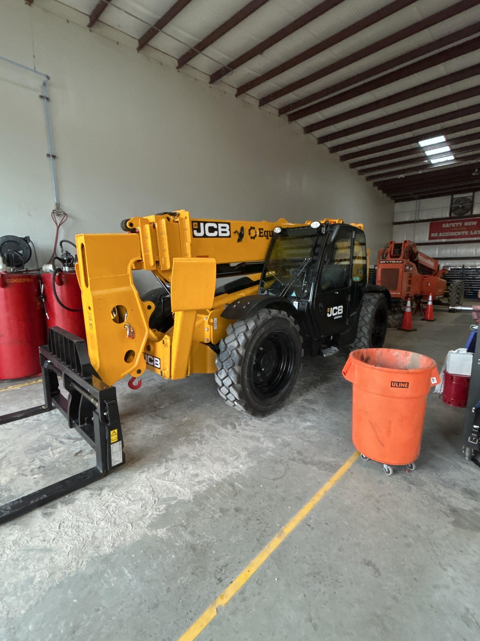 2025 JCB 512-56