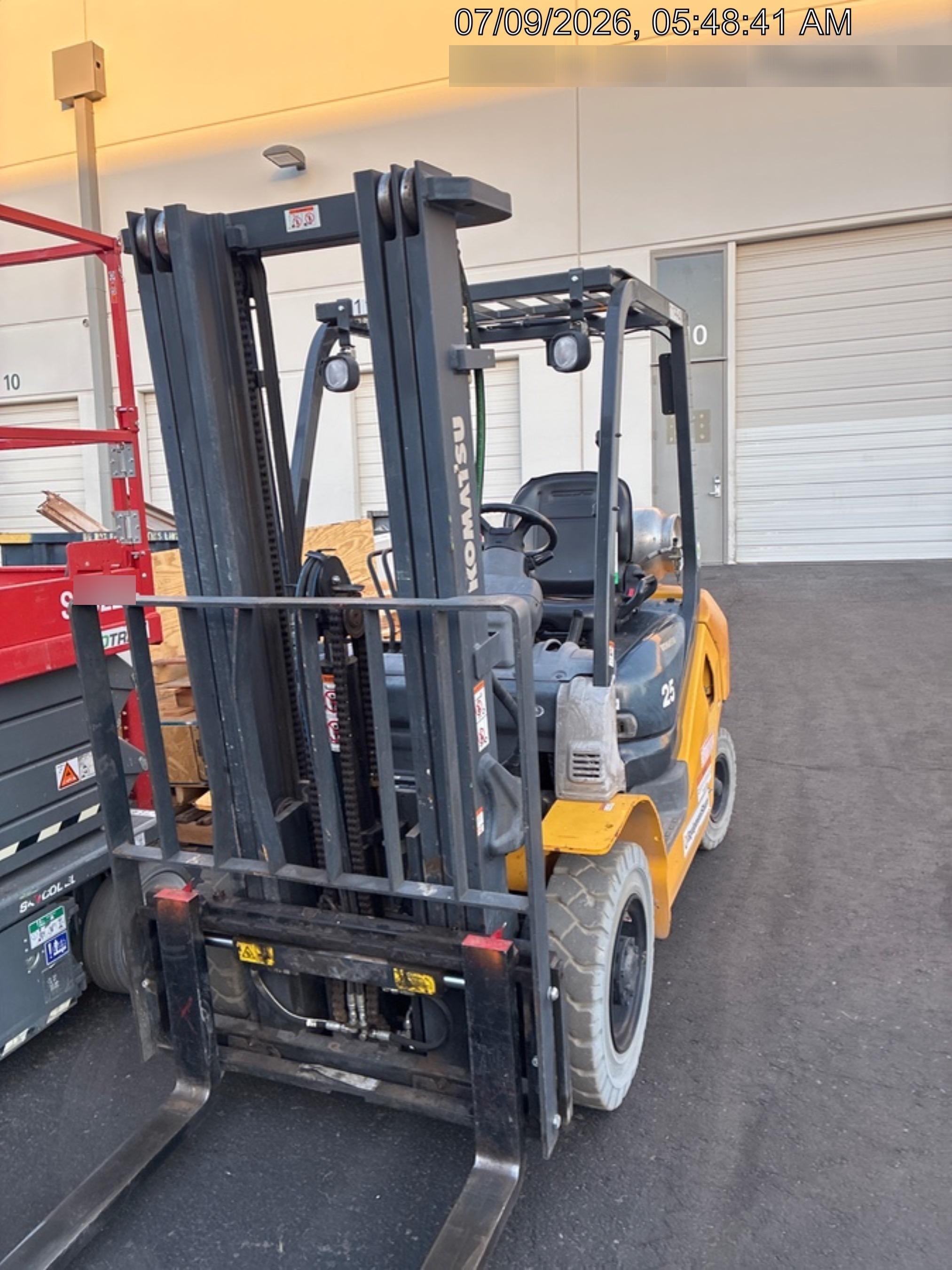 2020 KOMATSU FG25T-16
