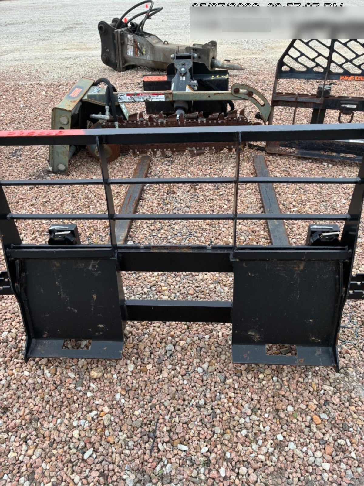 2025 ARROW MATERIAL HANDLING F5100CB - 72"