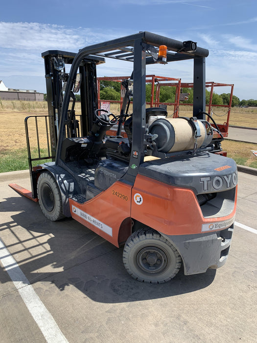 2022 TOYOTA 50-8FGU25