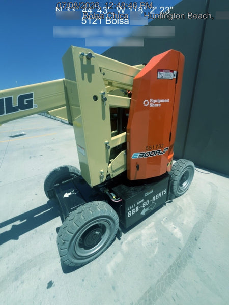 2025 JLG E300AJP