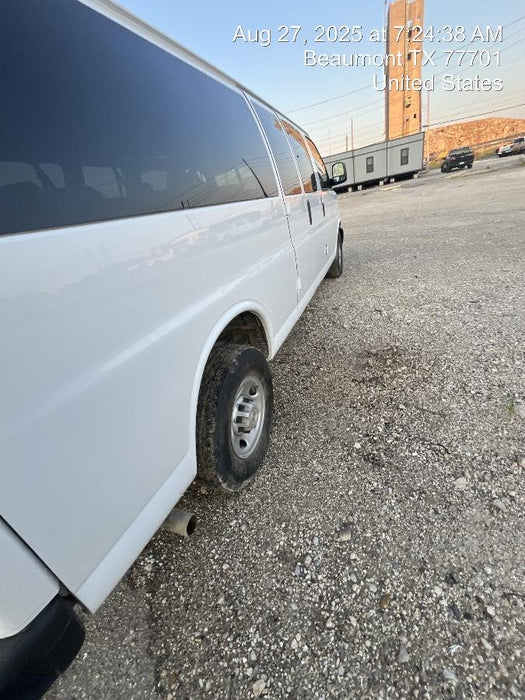 2023 CHEVROLET Express Van - Rental