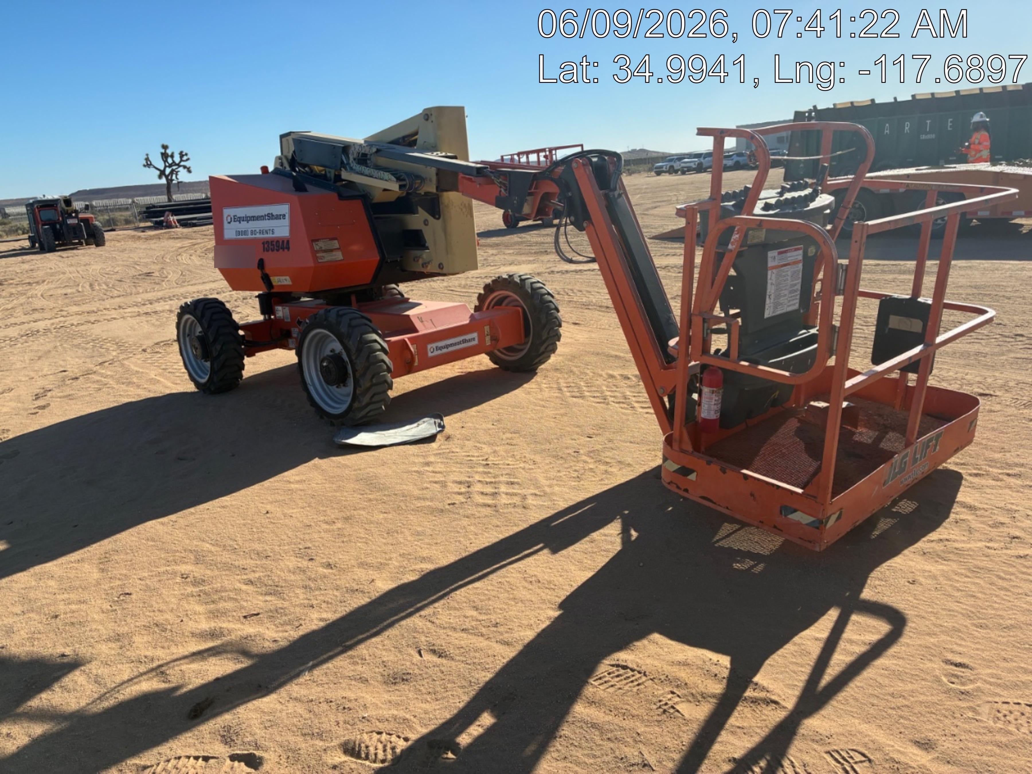 2021 JLG 340AJ