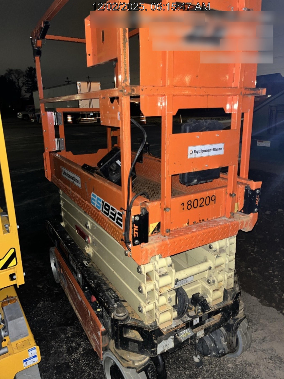2021 JLG ES1932