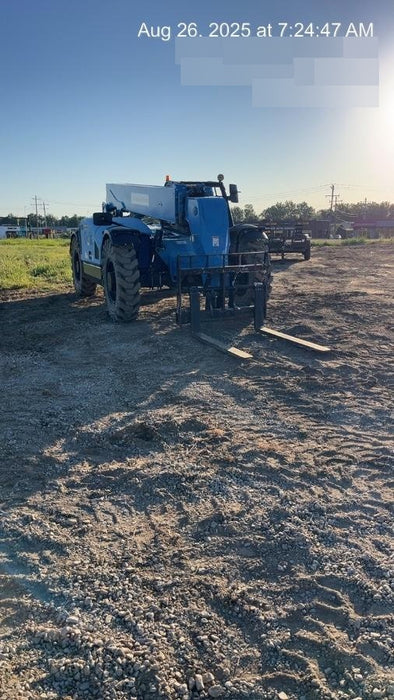 2018 Genie GTH-844 Genie GTH-844 w/ROPS, Work Lights, Solid Tires, RH Cab Mesh, Beacon, 60" Carriage and Forks
