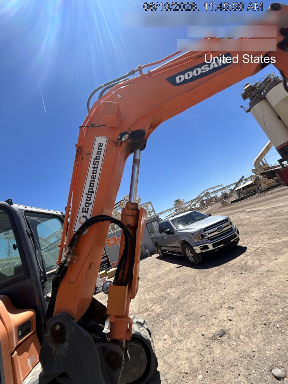 2020 DOOSAN DX85R-3