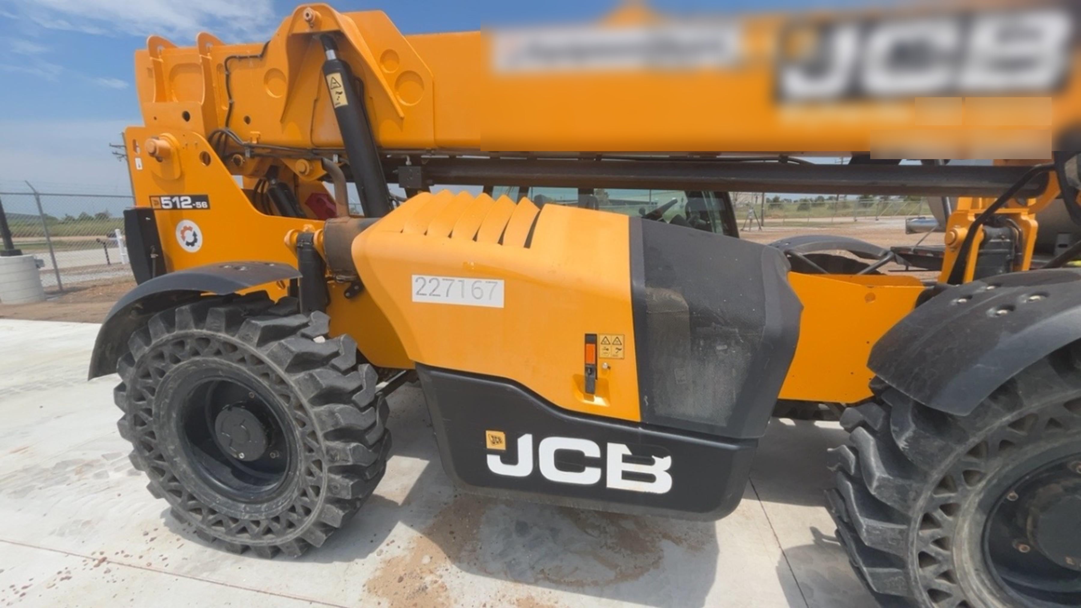 2022 JCB 512-56