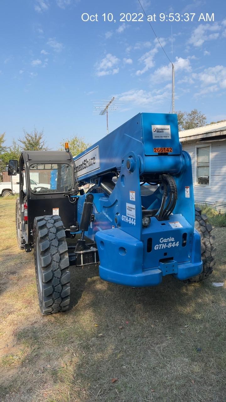 2022 GENIE GTH-844