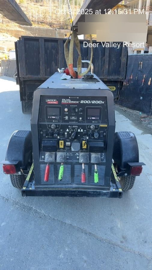 2021 Lincoln Electric Dual Maverick 200/200X Ready Pak 3 (includes trailer, cable rack, fender light kit)