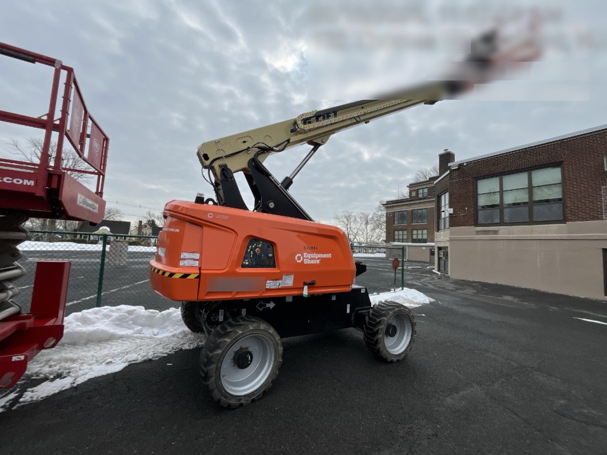 2025 JLG 660SJ